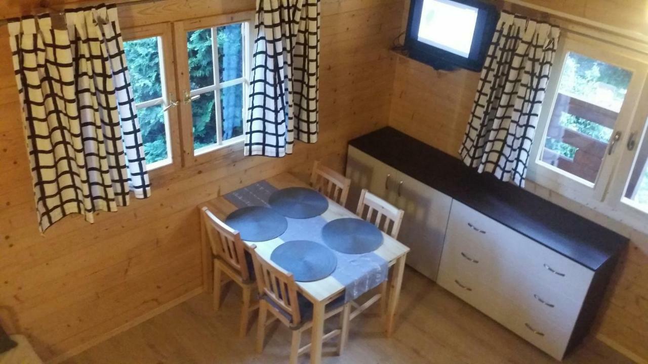 Zacisze Domki Letniskowe Karsibor Świnoujście Esterno foto
